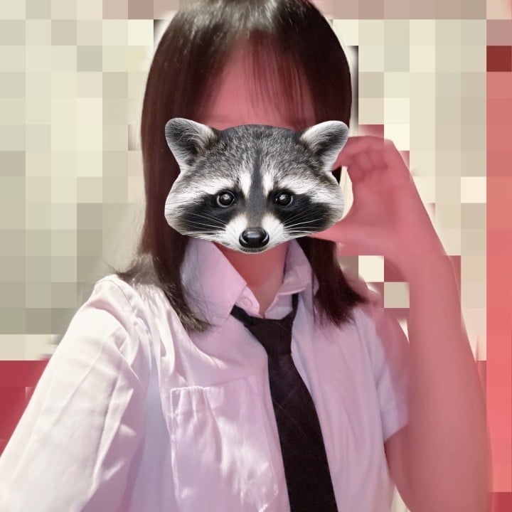 みと